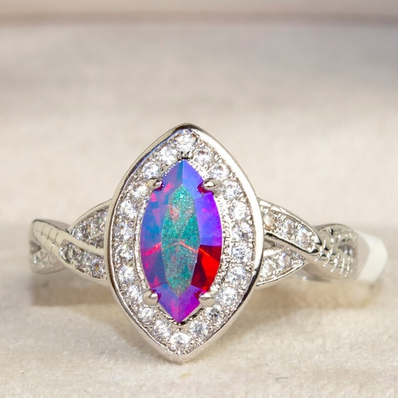 Fragrant Jewels Jewelry - Fragrant Jewels ring Light Siam Shimmer Swarovski